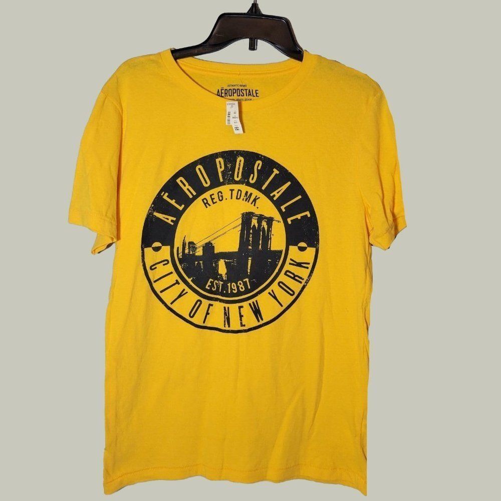 Aeropostale Mens Graphic TShirt  Yellow  Short Sleeve  New With Tags